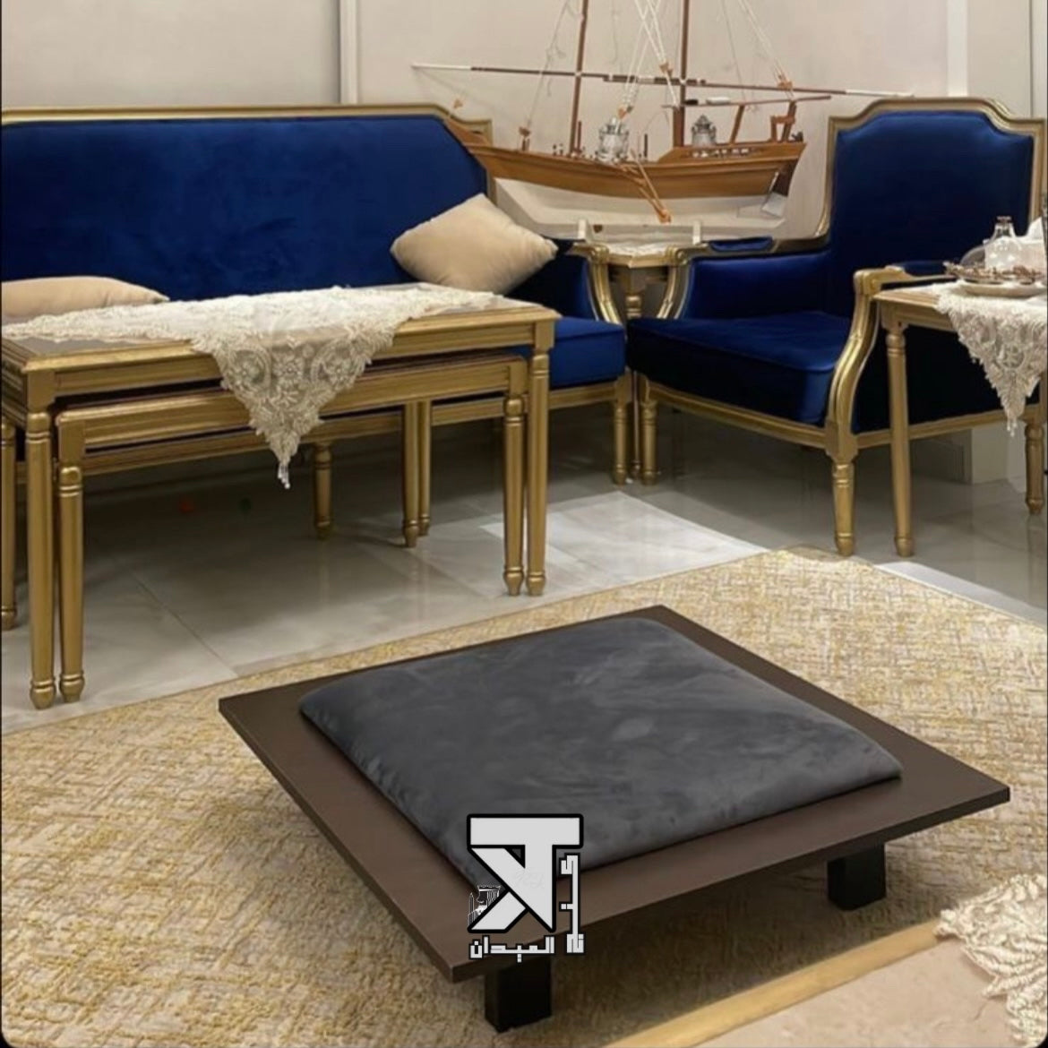 طاولة ورقة ارضية اطراف خشب